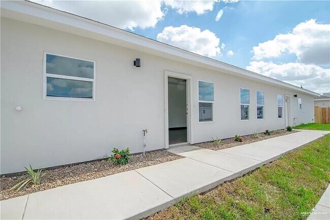 Foto del edificio - 3012 W Sandlewood St