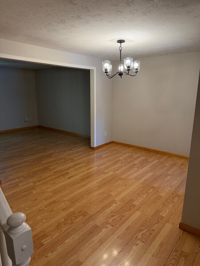Foto del edificio - 312 Bellford Ct
