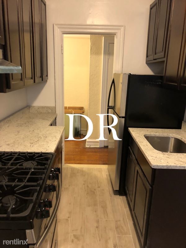 Foto del edificio - 623 E 5th St