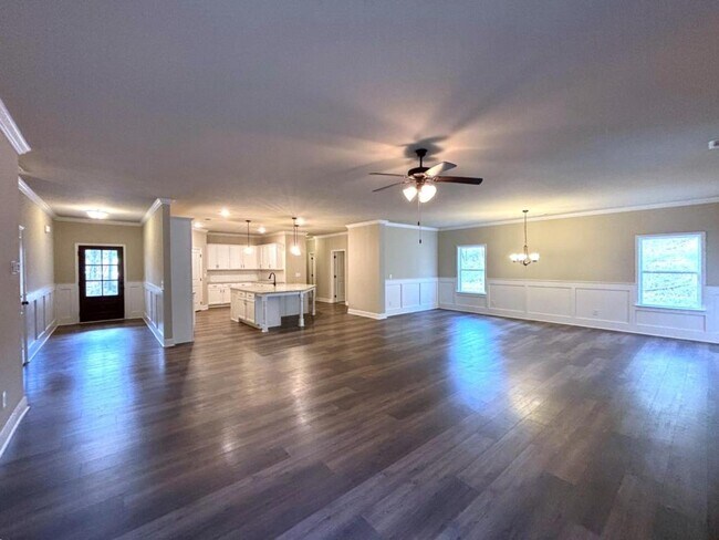 Foto del edificio - 55 Hawthorn Ln