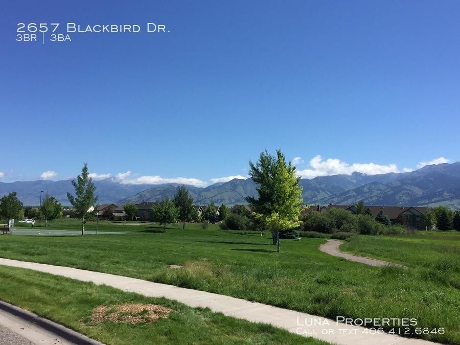 Foto principal - 2657 Blackbird Dr