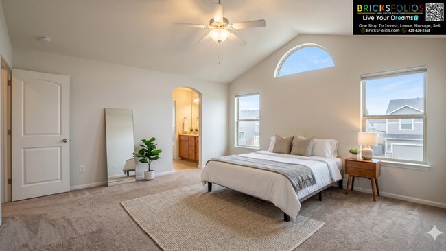 Building Photo - Rare 4-BR Gem | Fully Remodeled | Central A/C in Puyallup!