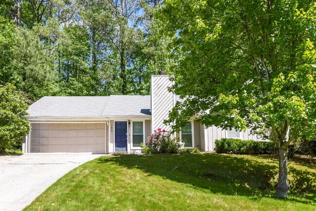 Building Photo - 153 Drury Ln