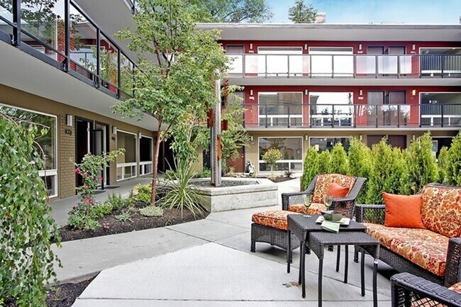 Foto del edificio - Capitol Hill One Bedroom Condo For Rent