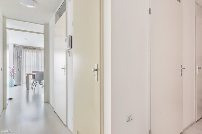 Foto del edificio - 303 10th Ave