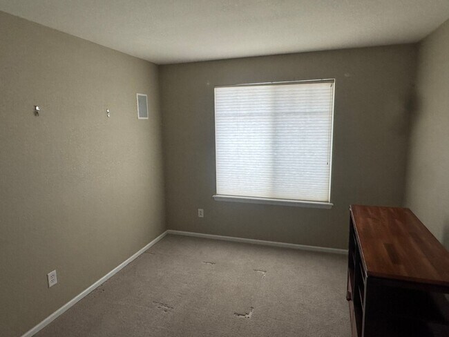 Foto del edificio - 10291 Truckee Ct