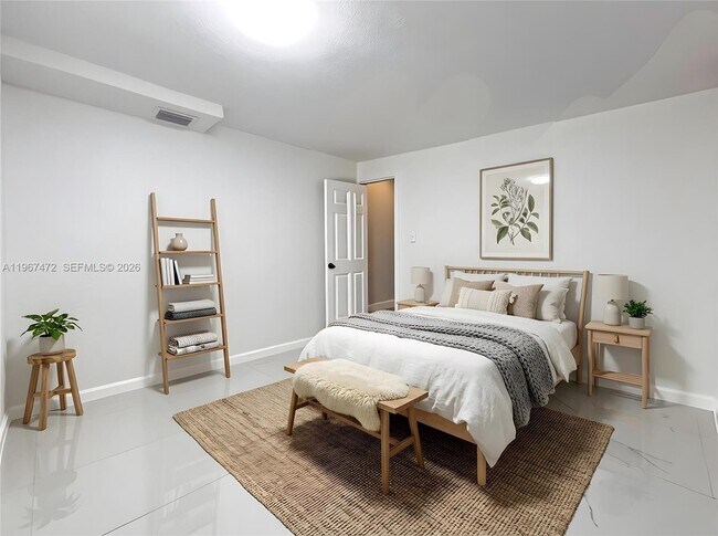 Foto del edificio - 9560 NW 32nd Ave