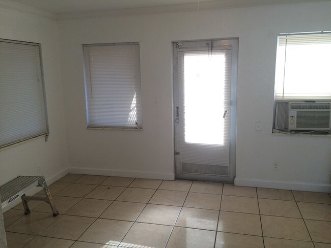 Foto del edificio - 1620 NW 32nd Ave