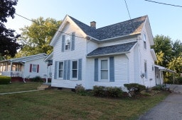 Building Photo - 61 Bridge St