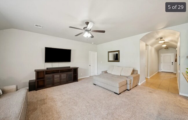 Foto del edificio - 9246 N 143rd East Ave