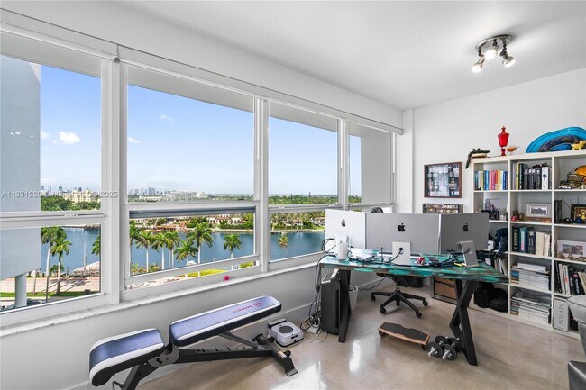 Building Photo - 4925 Collins Ave