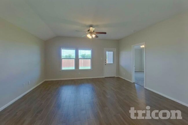 Building Photo - 10502 Ft Cibolo Trl