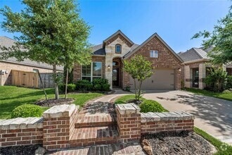 Building Photo - 19311 Blueberry Cedar Dr