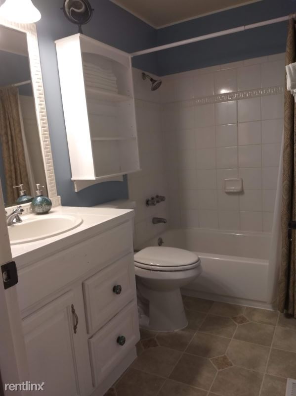 Building Photo - 1 br, 1 bath House - 12252 NE 5th Street