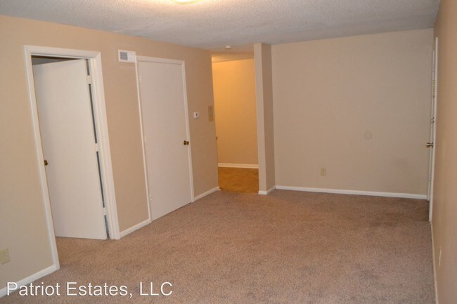 Building Photo - 1 br, 1 bath Apartment - 1015 Burke