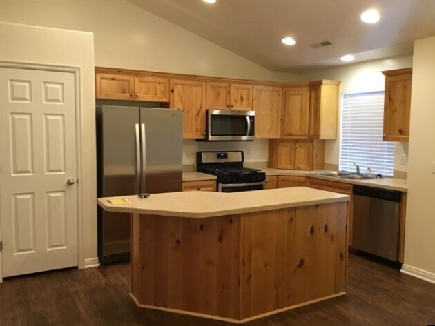 Foto del edificio - 1993 N 775 E