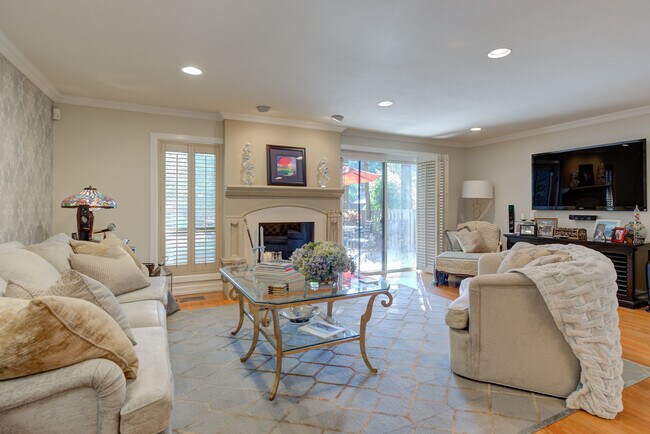 Foto del edificio - 18 Wimbledon Ct