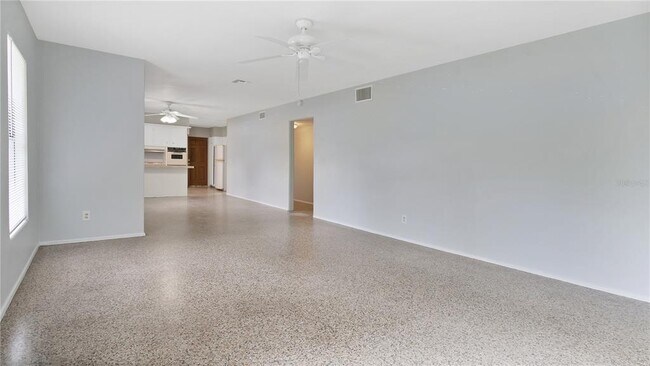 Foto del edificio - 2830 Magnolia Ave