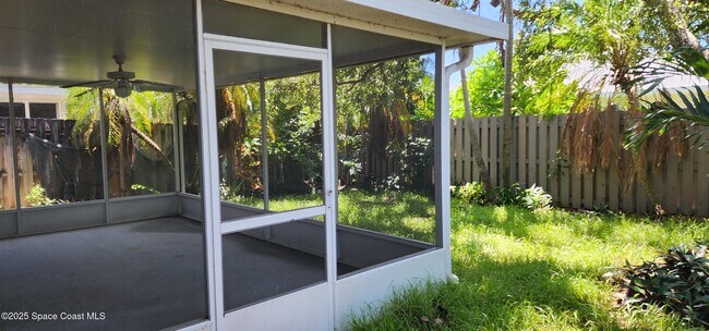 Foto del edificio - 111 Adams Ave