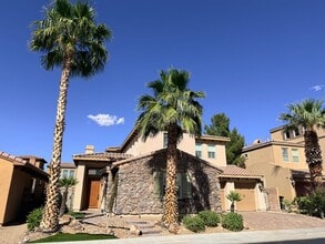 Building Photo - 464 Via Palermo Dr