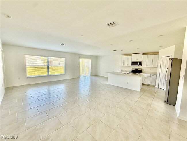 Building Photo - 17712 Paradiso Wy