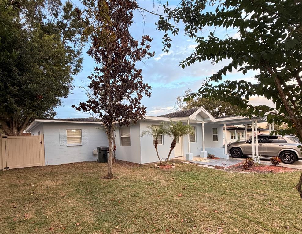 Primary Photo - 1720 Park Dr