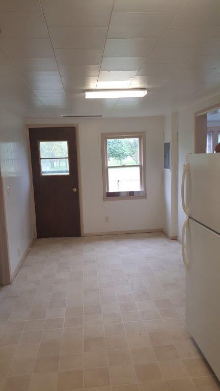 Foto del edificio - 120 E Broadway St