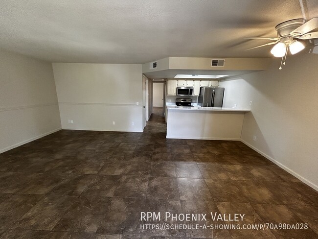 Foto del edificio - Charming Phoenix 2 Bed / 2 Bath Condo with...