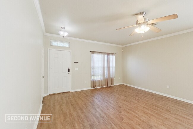 Foto del edificio - 2525 Whirlwind St