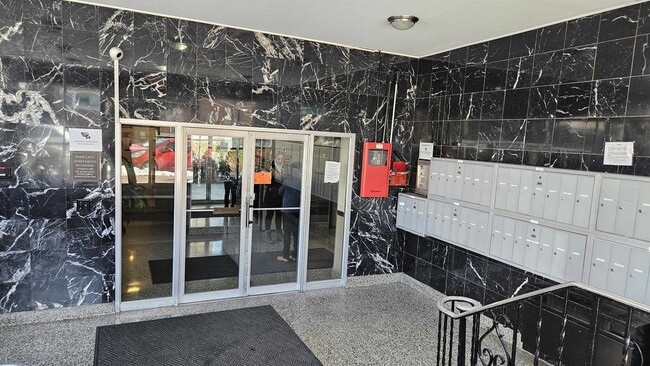 Building Photo - 6010 JFK Blvd E