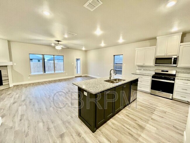 Building Photo - 7805 96th St