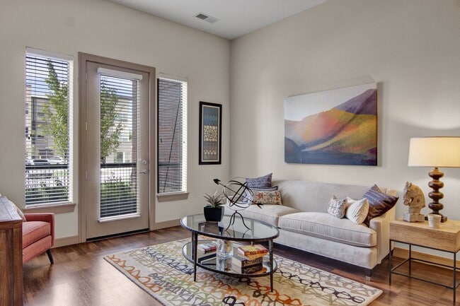 Building Photo - The Residence at the COR