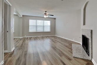 Building Photo - 18318 Atasca Wds Trce