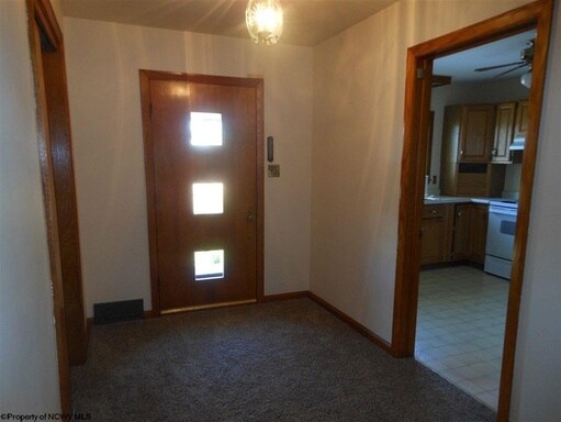 Building Photo - 1408 Stewartstown Rd