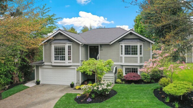 Building Photo - Remodeled 4 Bedroom Home with Den & Media ...
