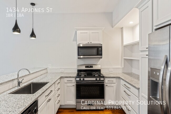 Foto del edificio - Cozy 1 Bedroom House with Basement!