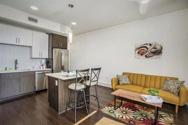 Foto del edificio - 6734 Main St