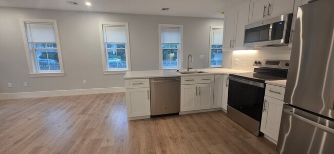 Photo - 124 Kenrick Street Apartment