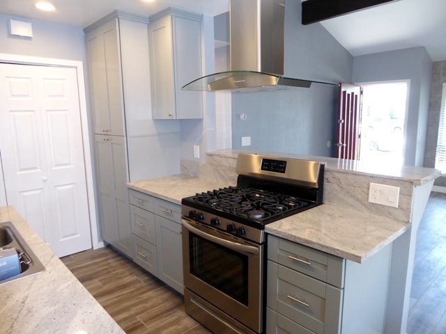 Foto principal - Complete Remodeled Single Story 2bd Condo ...