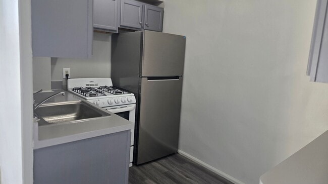 Photo - 600A LLC Apartments