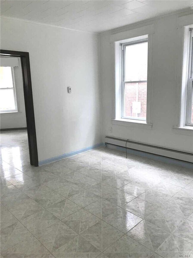 Building Photo - 13-24-24 123rd St