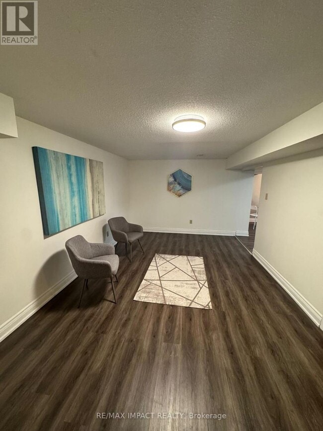 Building Photo - 332 Nina Ct