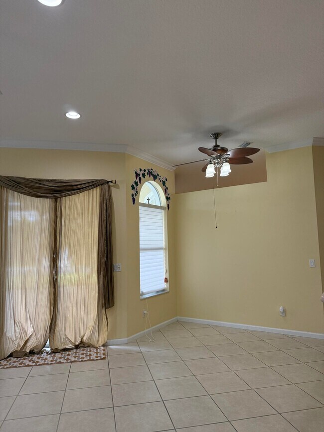 Foto del edificio - 408 North Key Lime Square SW