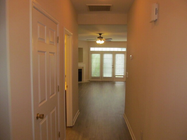 Building Photo - West Winston-Salem Close to Lewisville