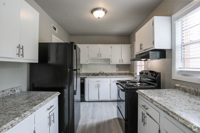 3BR, 1.5BA - Cove at Ridgewood