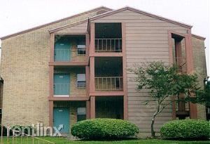 Primary Photo - 500 N Santa Rosa St