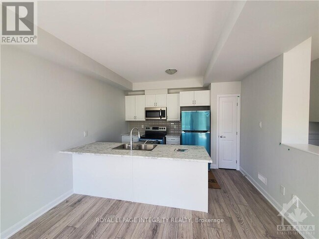 Building Photo - 904 Lixnaw Ct