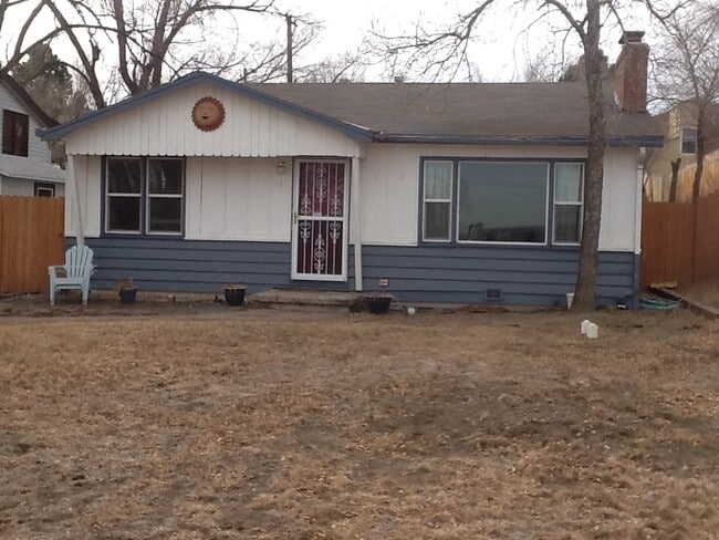 Adorable Cottage in Ivywild! - Adorable Cottage in Ivywild! House