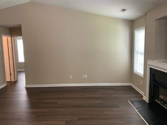 Foto del edificio - 1501 Majestic Meadow Dr