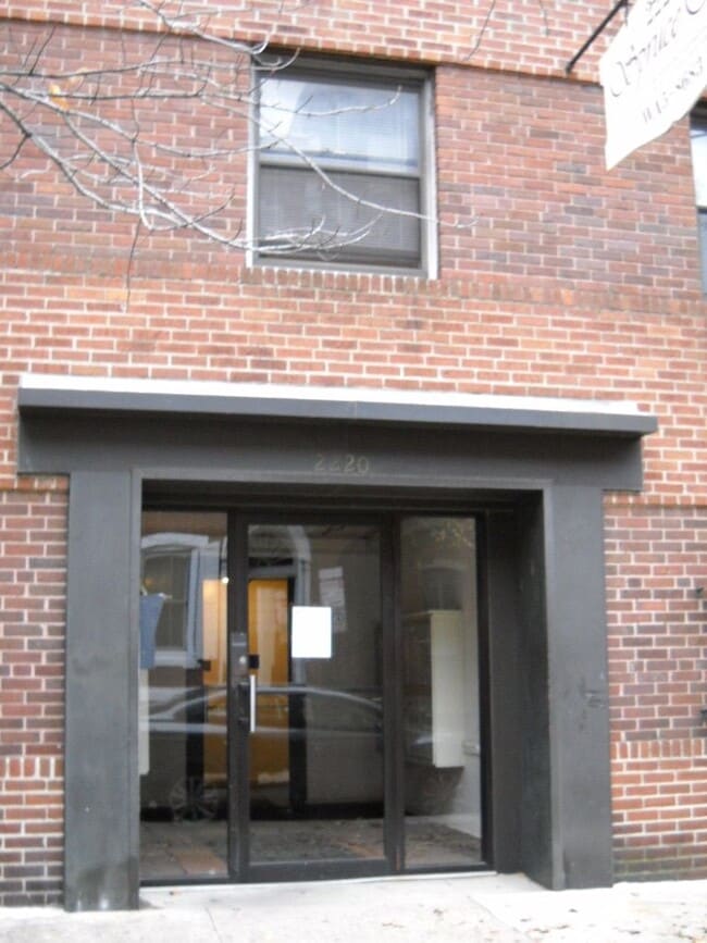 Building Photo - 2220 Spruce St